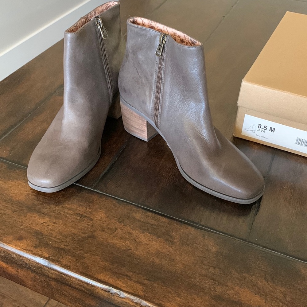LUCKY BRAND Dark Brown Leather Ankle Boot